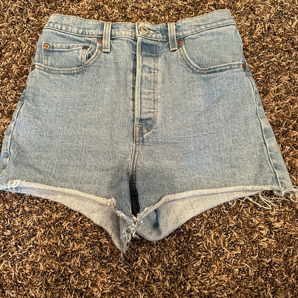 levi’s Denim High-Waisted Women Shorts